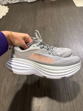 Hoka Bondi 8 Shoes